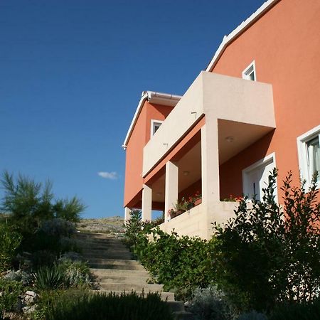 Apartments Sara Vlasici Exterior photo